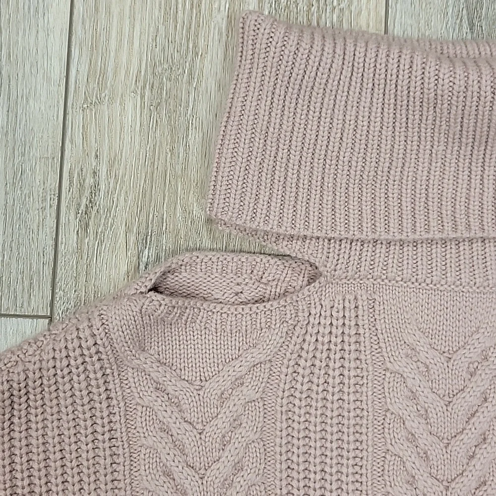 Paige Size Medium Wild Rose Lorilee Cold Shoulder Sweater NWT - Picture 4 of 9